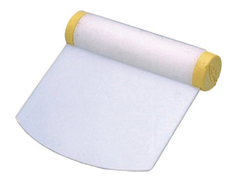 Coupe-pâte plastique